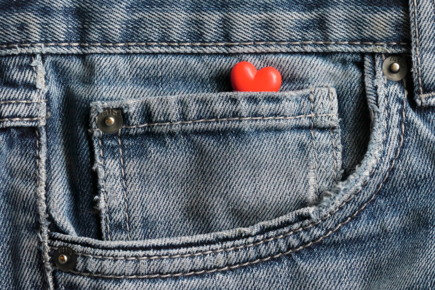 kranich17-jeans-8170757_1920
